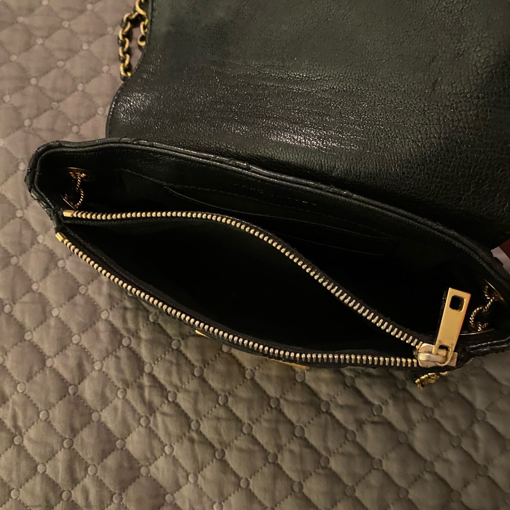 Marc Jacobs Black Baroque Leather Shoulder Bag - Picture 9 of 13